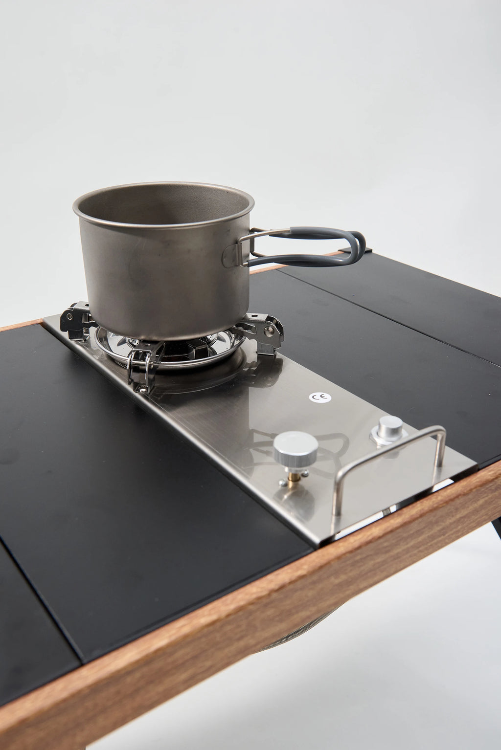 Pandatour Camping IGT Gasherd 0,5 IGT Tisch oder Tischzubehör