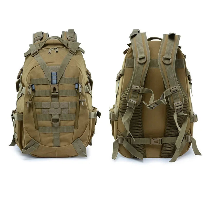 40 L Campingrucksack mit reflektierenden Streifen, verstellbare Gurte, mehrere Taschen